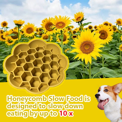 Custom  New Arrival Dog Bowl Slow Feeder Flower Pet Licking Bowl Slow Feeding Silicone Dog Lick Bowl